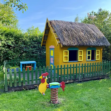 招待所 Pod Bukiem I 3*