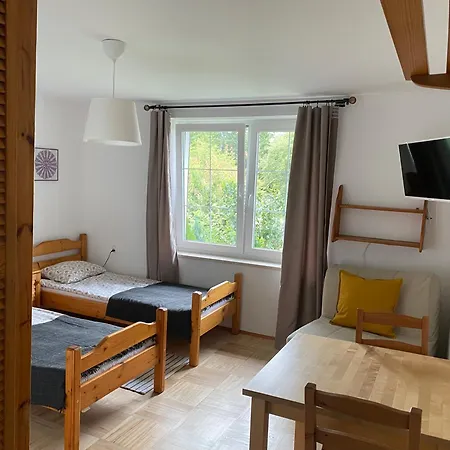 招待所 Pod Bukiem I 3*